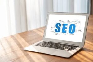 Dashboard Rank Math SEO WordPress menampilkan skor optimasi konten 90+